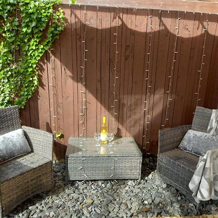 Twin Room In Prescot Homestay エクステリア 写真
