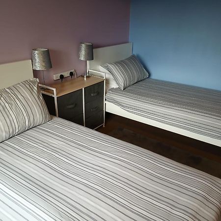 Twin Room In Prescot Homestay エクステリア 写真