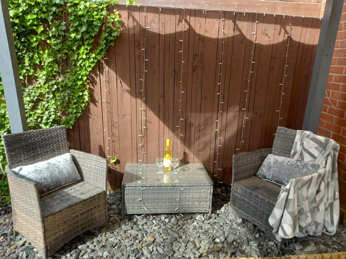 Twin Room In Prescot Homestay エクステリア 写真