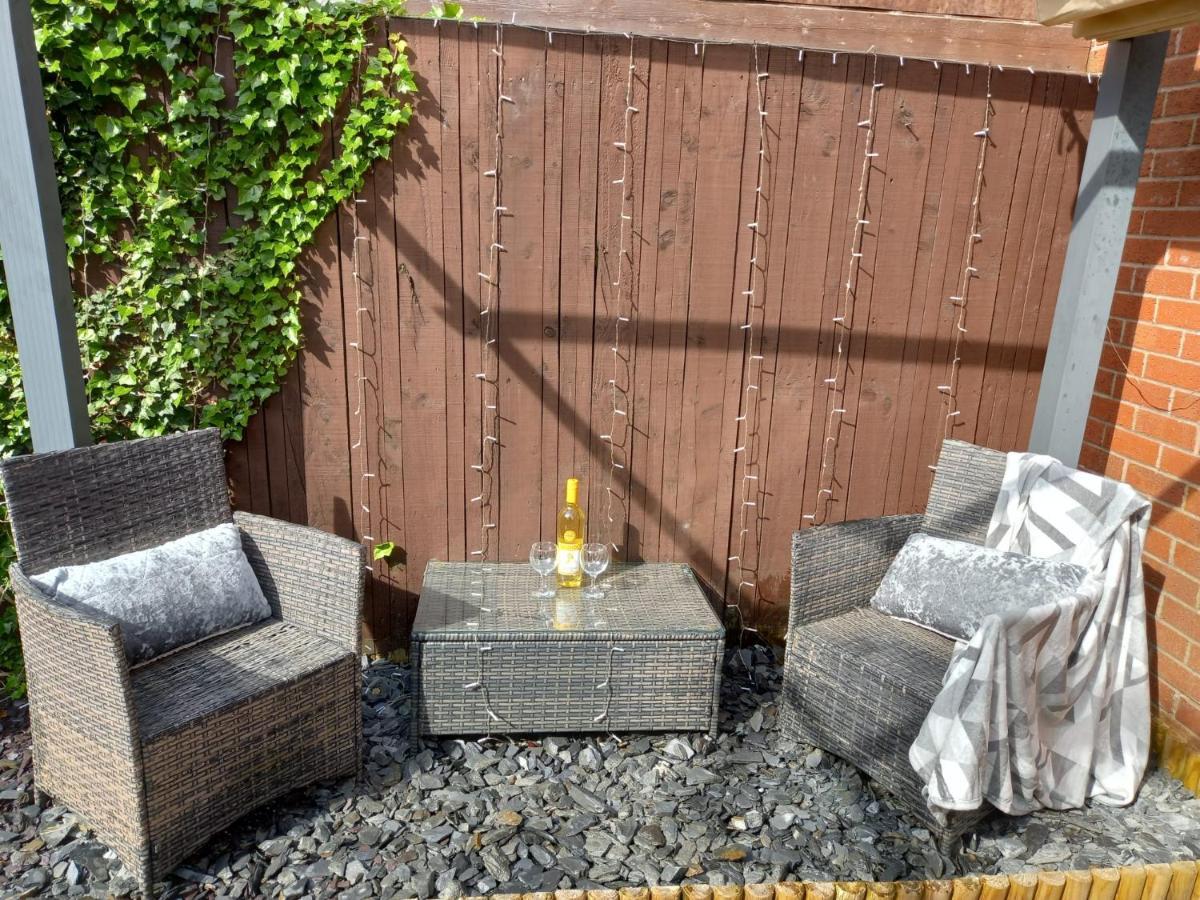 Twin Room In Prescot Homestay エクステリア 写真