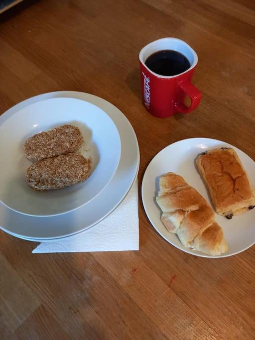 Twin Room In Prescot Homestay エクステリア 写真